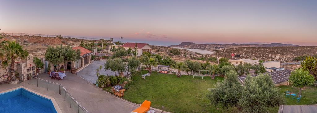 Luxury Villa Картерос Екстериор снимка