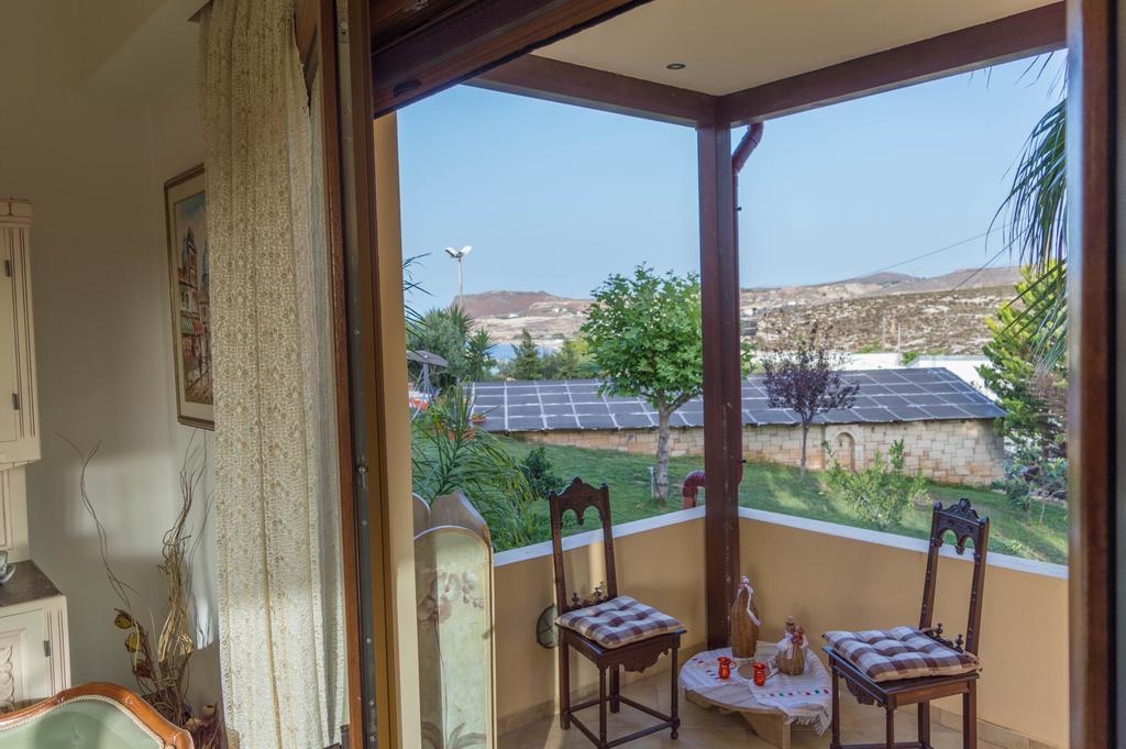 Luxury Villa Картерос Екстериор снимка