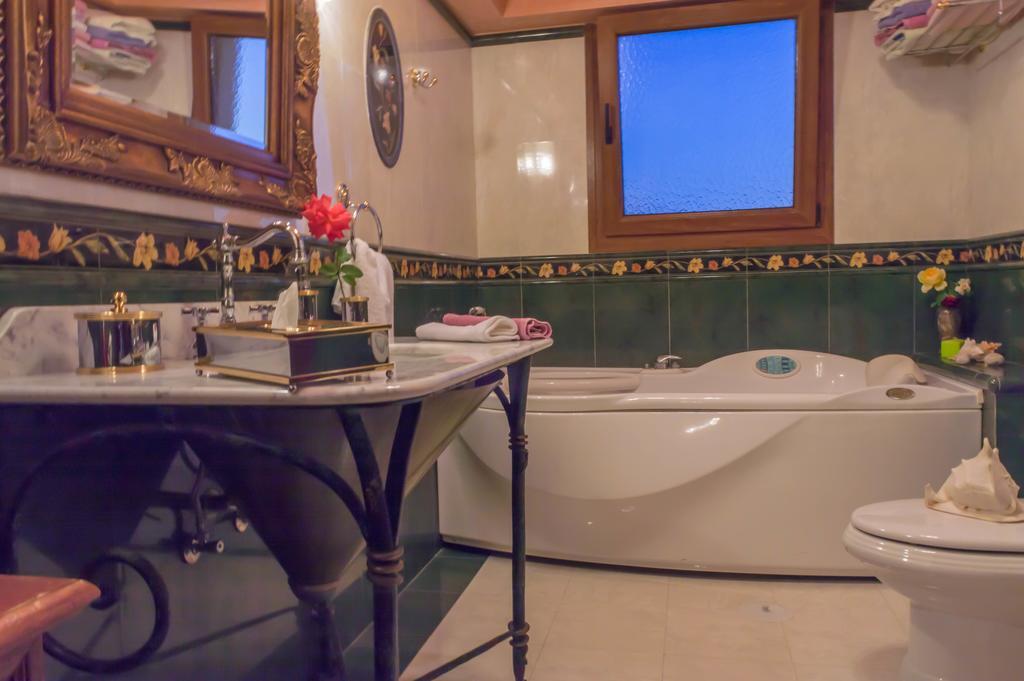 Luxury Villa Картерос Екстериор снимка