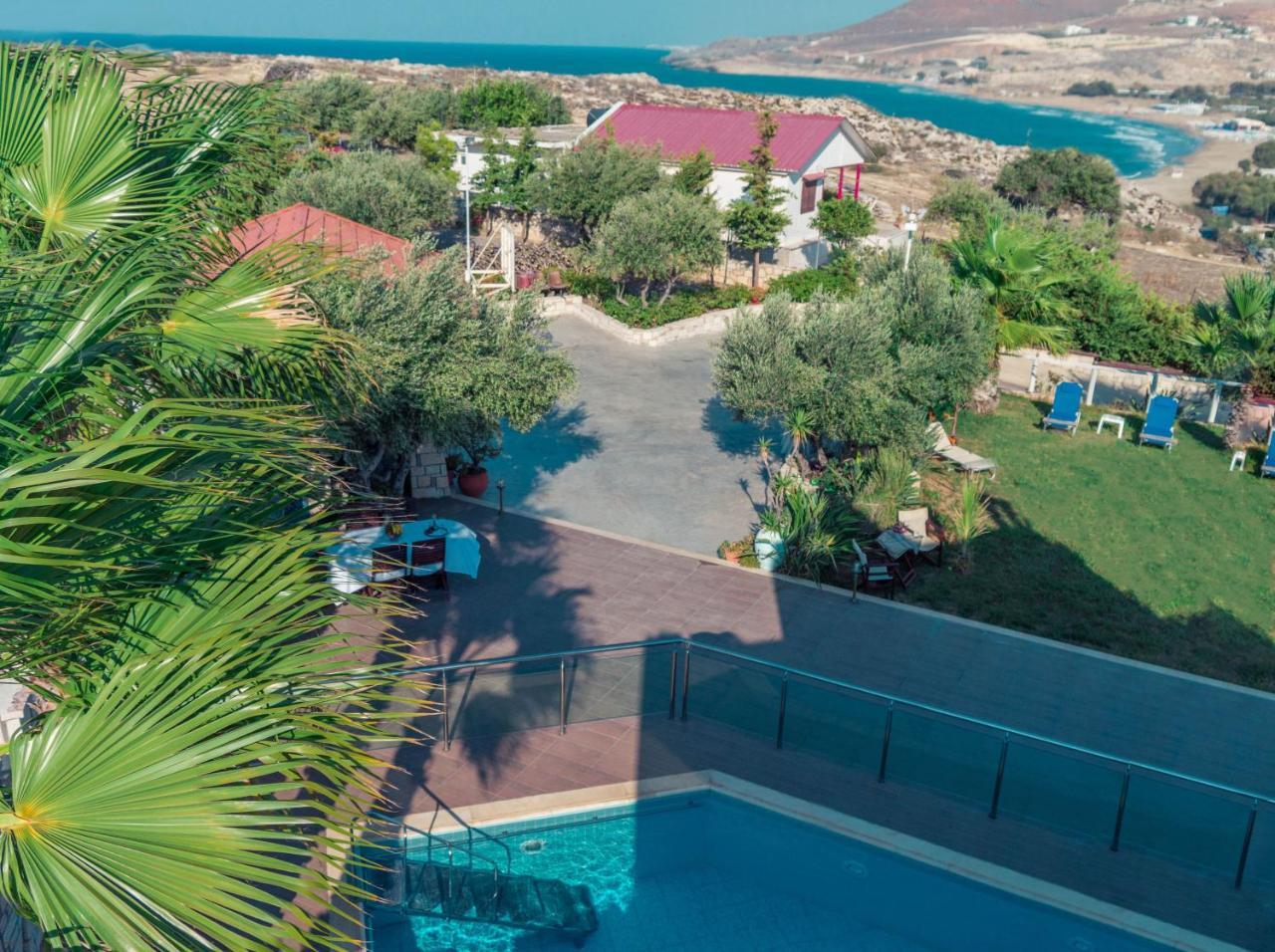 Luxury Villa Картерос Екстериор снимка