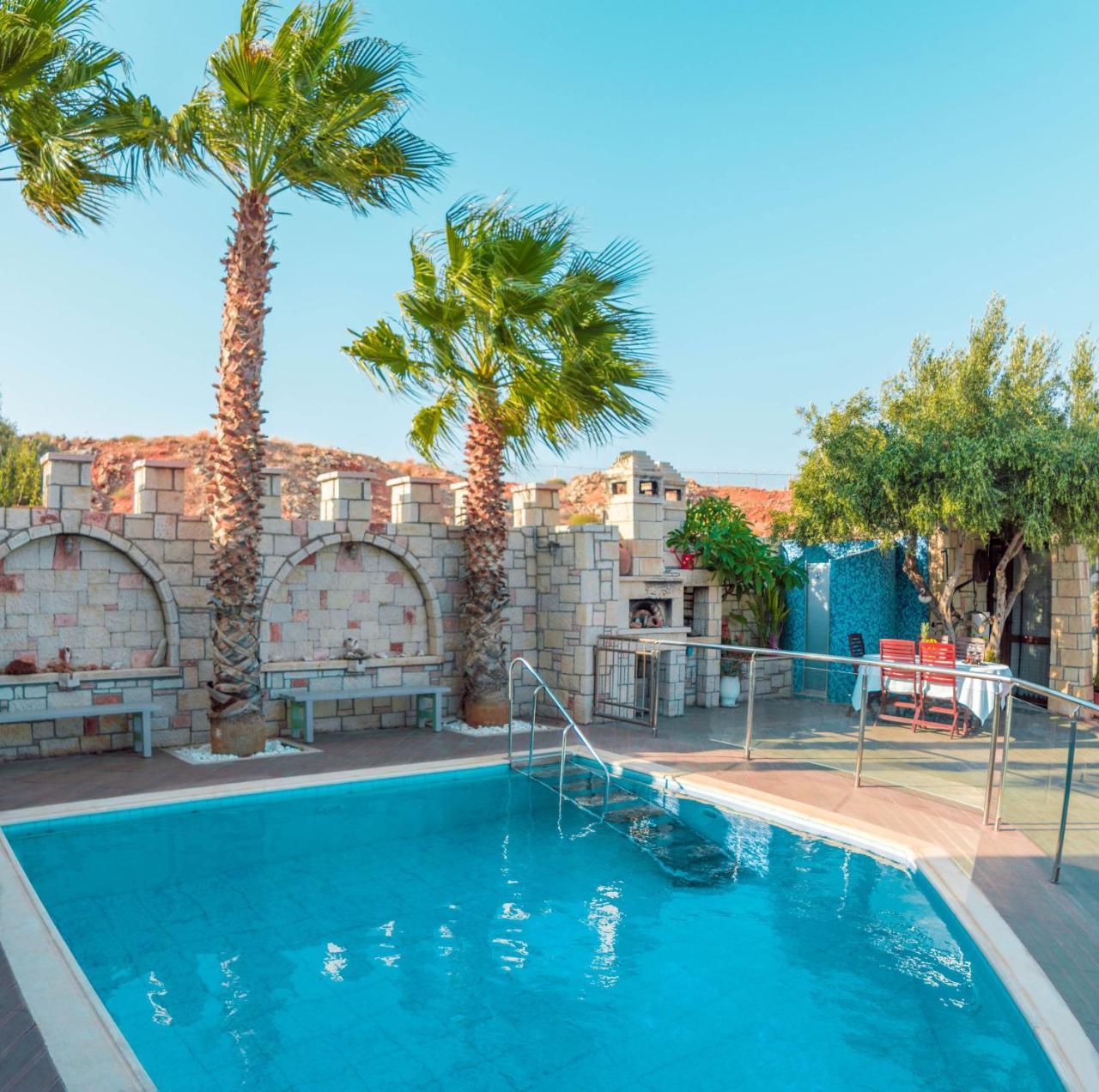 Luxury Villa Картерос Екстериор снимка