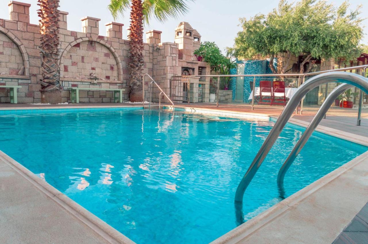 Luxury Villa Картерос Екстериор снимка